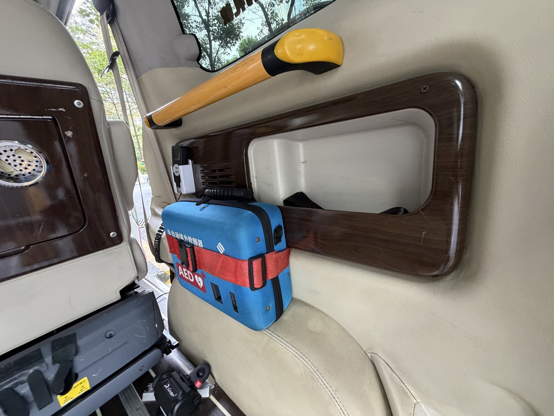 Mainland_rental-accessible-car_7.jpg